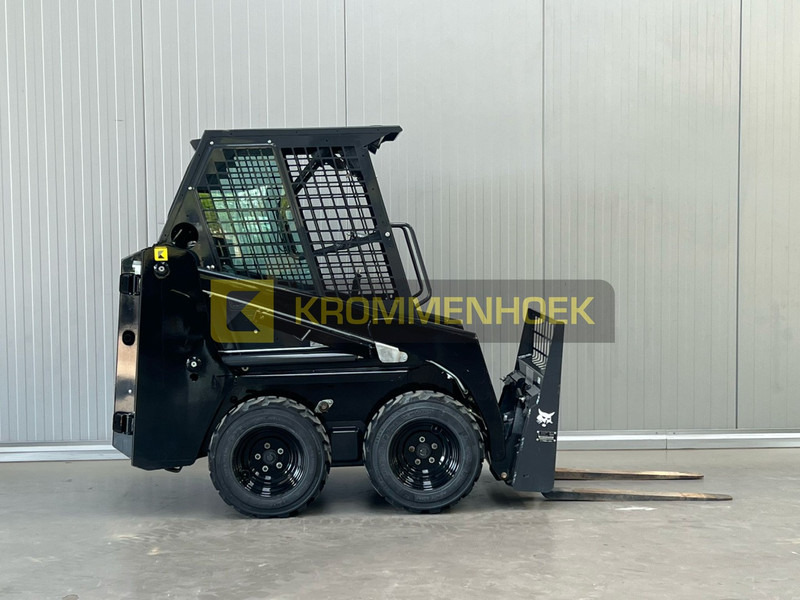 Bobcat S 70 - Kompaktiekrāvējs: foto 5 Bobcat S 70 - Kompaktiekrāvējs: foto 5