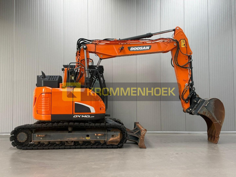 Doosan DX 140 LCR-5 Oilquick - Kāpurķēžu ekskavators: foto 5 Doosan DX 140 LCR-5 Oilquick - Kāpurķēžu ekskavators: foto 5