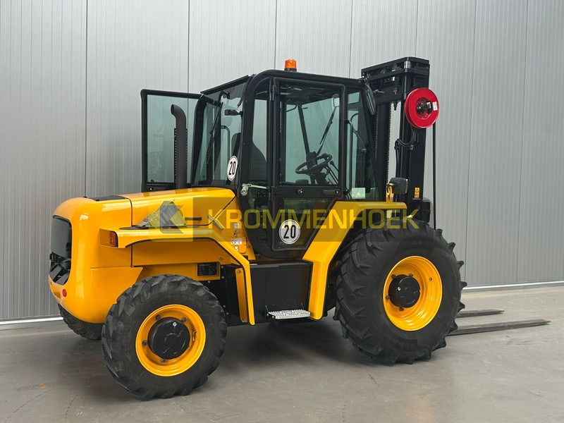 JCB 940 - Bezceļu autokrāvējs: foto 4 JCB 940 - Bezceļu autokrāvējs: foto 4