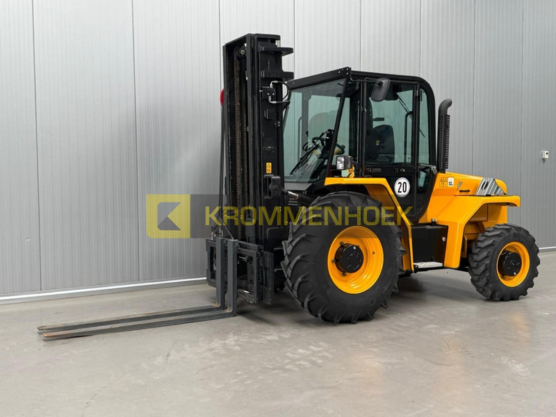 JCB 940 - Bezceļu autokrāvējs: foto 2 JCB 940 - Bezceļu autokrāvējs: foto 2