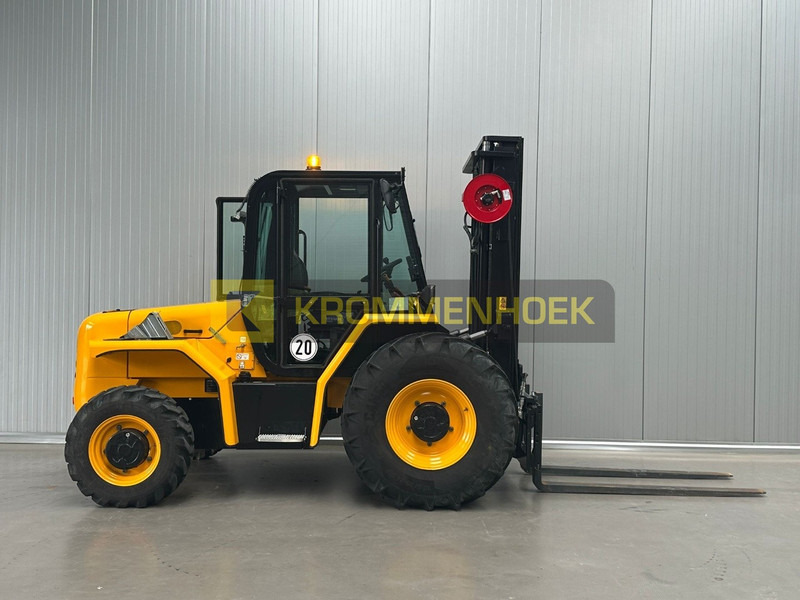 JCB 940 - Bezceļu autokrāvējs: foto 5 JCB 940 - Bezceļu autokrāvējs: foto 5