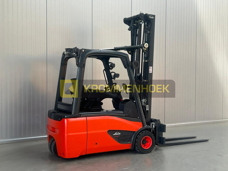 Linde E 20 L Snelwissel vorken - Elektroiekrāvējs: foto 4 Linde E 20 L Snelwissel vorken - Elektroiekrāvējs: foto 4