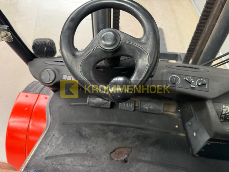 Dīzeļiekrāvējs Linde H 70 D: foto 12