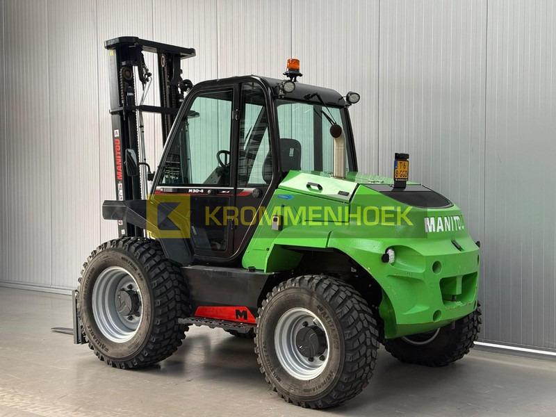 Manitou M30-4 - Bezceļu autokrāvējs: foto 3 Manitou M30-4 - Bezceļu autokrāvējs: foto 3