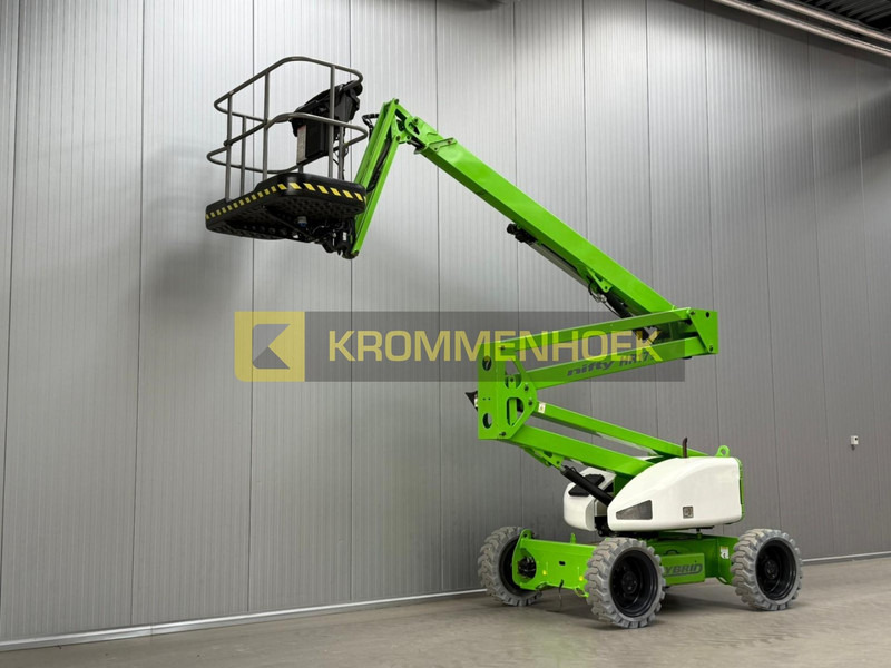 Nifty Lift HR 17 Hybrid 4x4 - Izlices pacēlājs: foto 1 Nifty Lift HR 17 Hybrid 4x4 - Izlices pacēlājs: foto 1