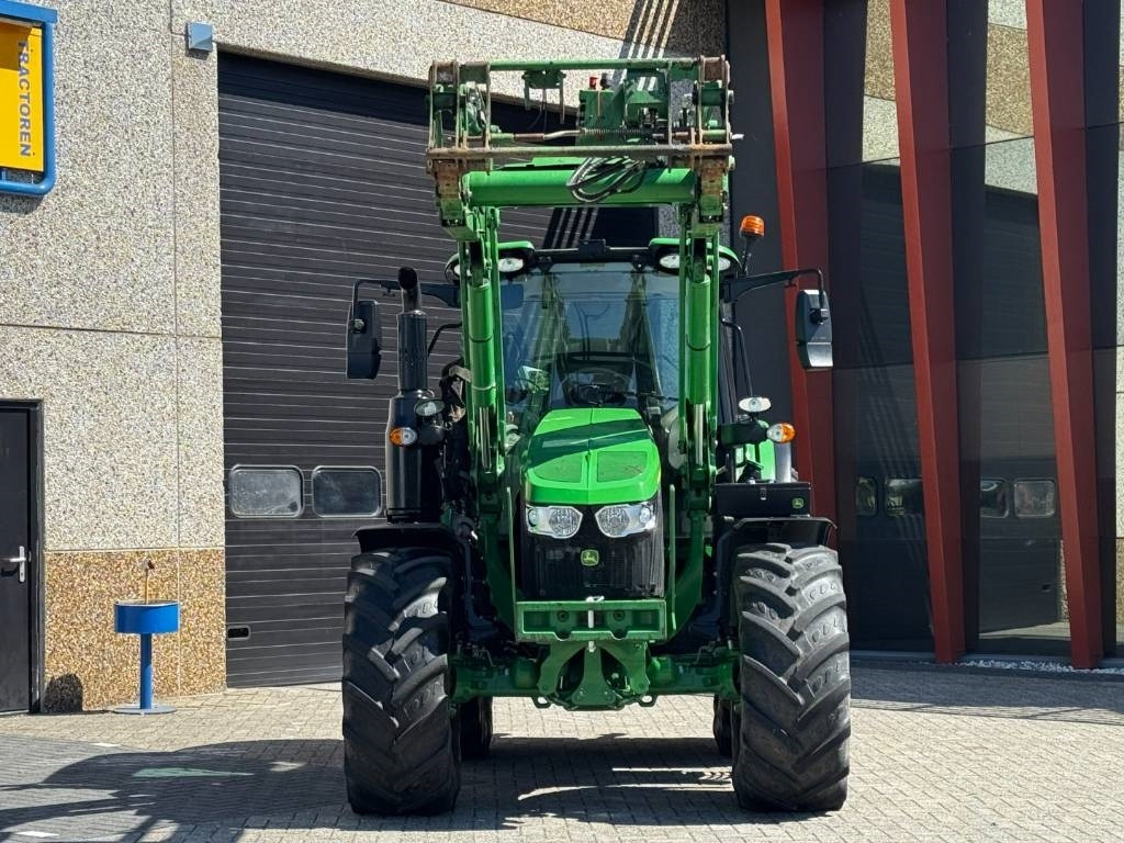 John Deere 6110M, 2021, Auto Power, 623R frontloader!! - Traktors: foto 2 John Deere 6110M, 2021, Auto Power, 623R frontloader!! - Traktors: foto 2