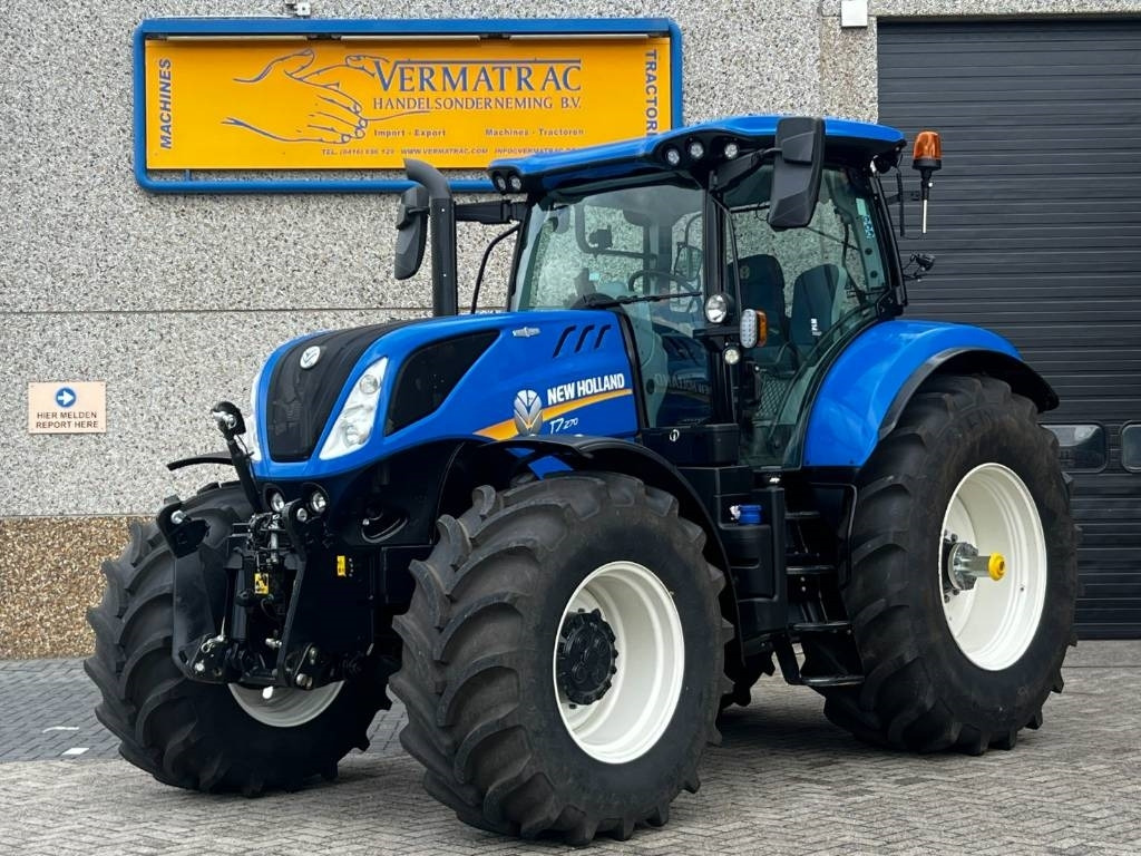 New Holland T7.270 Auto Command - Traktors: foto 1 New Holland T7.270 Auto Command - Traktors: foto 1