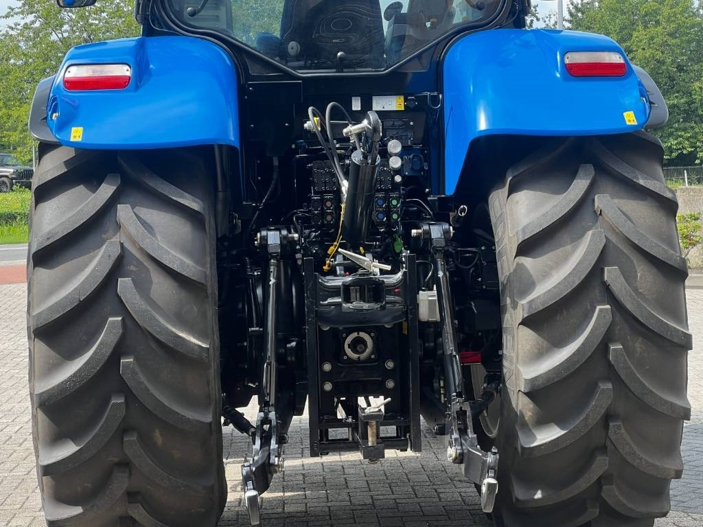 Traktors New Holland T7.270 Auto Command: foto 11