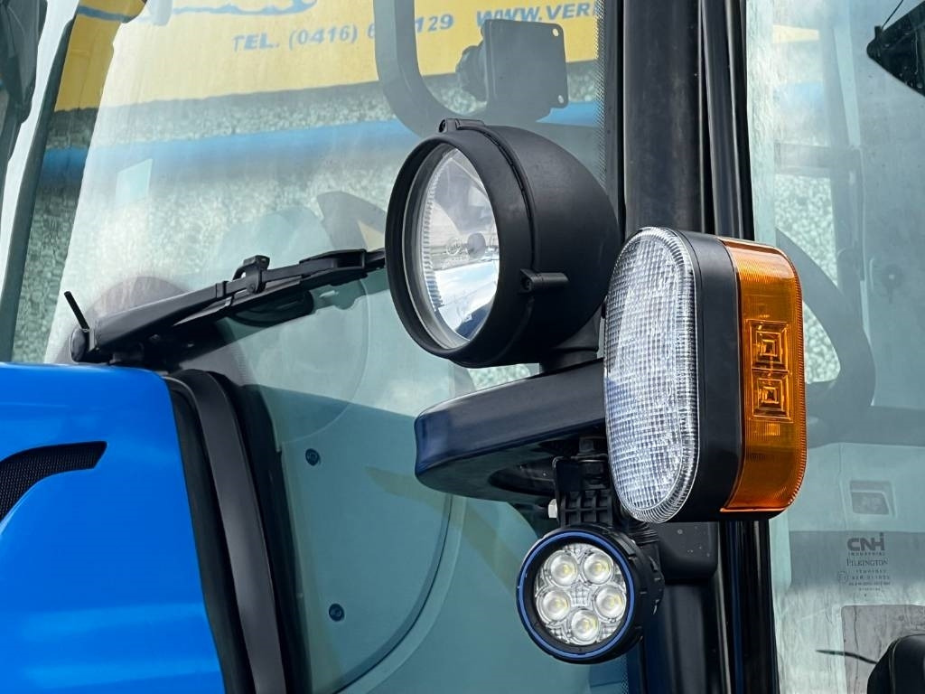 Traktors New Holland T7.270 Auto Command: foto 25