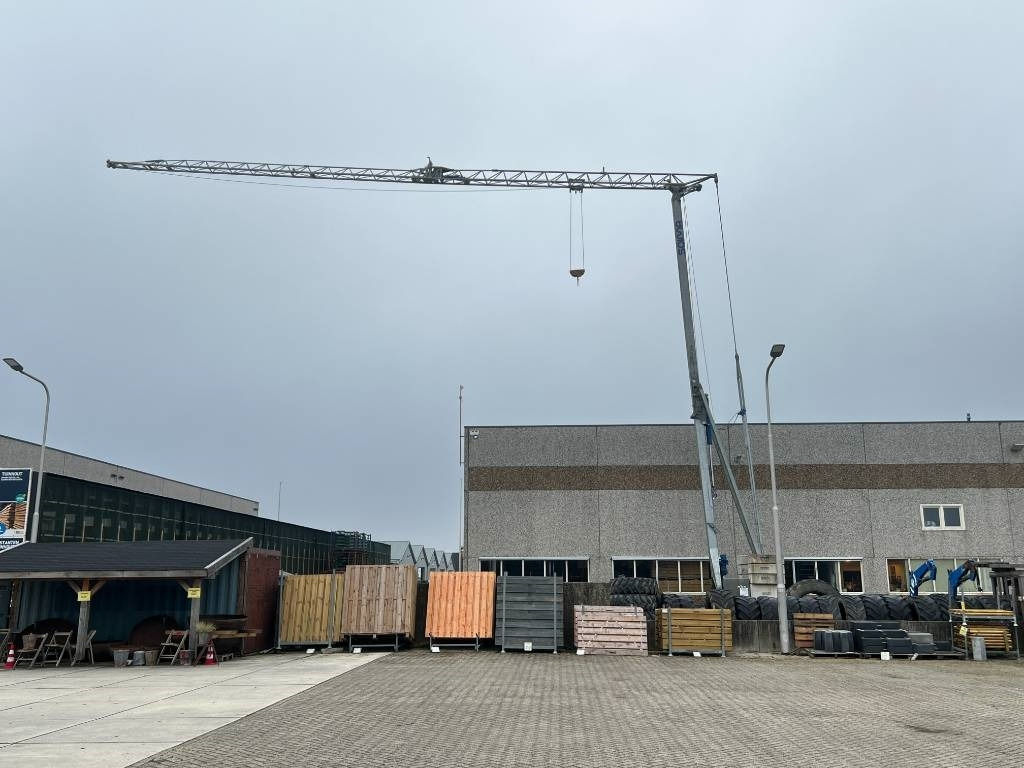Soima Construction crane SOIMA SGH 19x28 - 28 mete - Paceļamais grozs ar dīsteli: foto 5 Soima Construction crane SOIMA SGH 19x28 - 28 mete - Paceļamais grozs ar dīsteli: foto 5