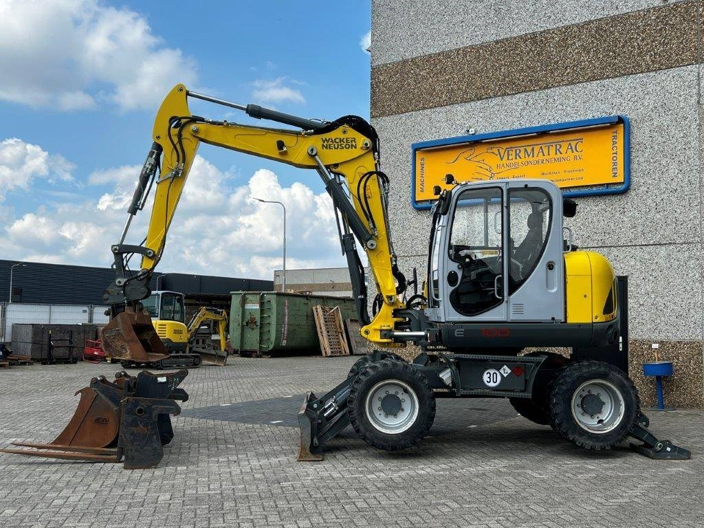 Wacker Neuson EW100 – 1376 hours – 2019!! - Riteņu ekskavators: foto 1 Wacker Neuson EW100 – 1376 hours – 2019!! - Riteņu ekskavators: foto 1