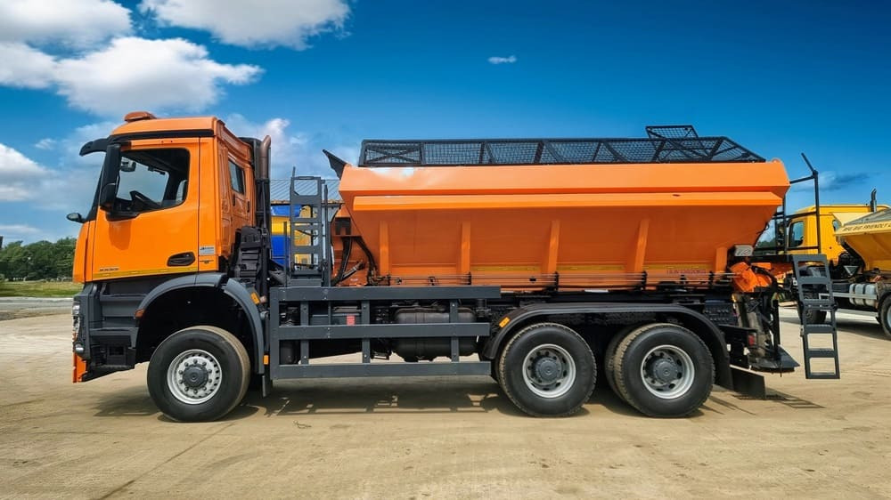 Mercedes-Benz AROCS 3333 6x6 - Kravas automašīna: foto 2 Mercedes-Benz AROCS 3333 6x6 - Kravas automašīna: foto 2