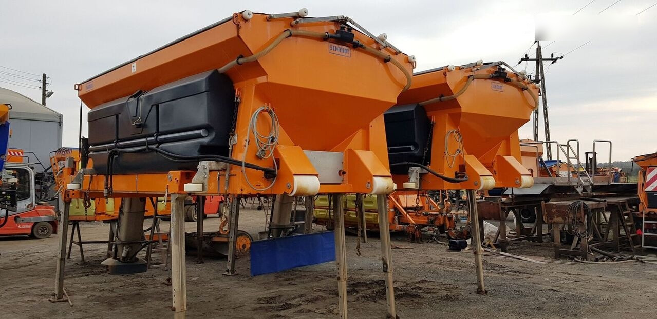 Schmidt Solarko piaskarka SCHMIDT STRATOS 5m3 20 - Sāls un smilts kaisītājs - Komunālā/ Specializētā tehnika: foto 1 Schmidt Solarko piaskarka SCHMIDT STRATOS 5m3 20 - Sāls un smilts kaisītājs - Komunālā/ Specializētā tehnika: foto 1