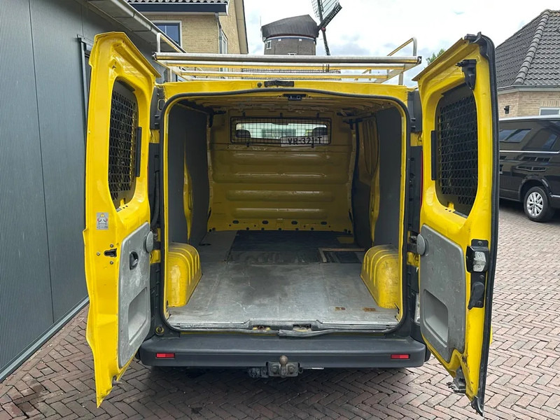 Opel Vivaro 2.0CDTI 84KW 2.9 TON L2H1 3ZITS AIRCO IMPERIAL - Mazs furgons: foto 5 Opel Vivaro 2.0CDTI 84KW 2.9 TON L2H1 3ZITS AIRCO IMPERIAL - Mazs furgons: foto 5