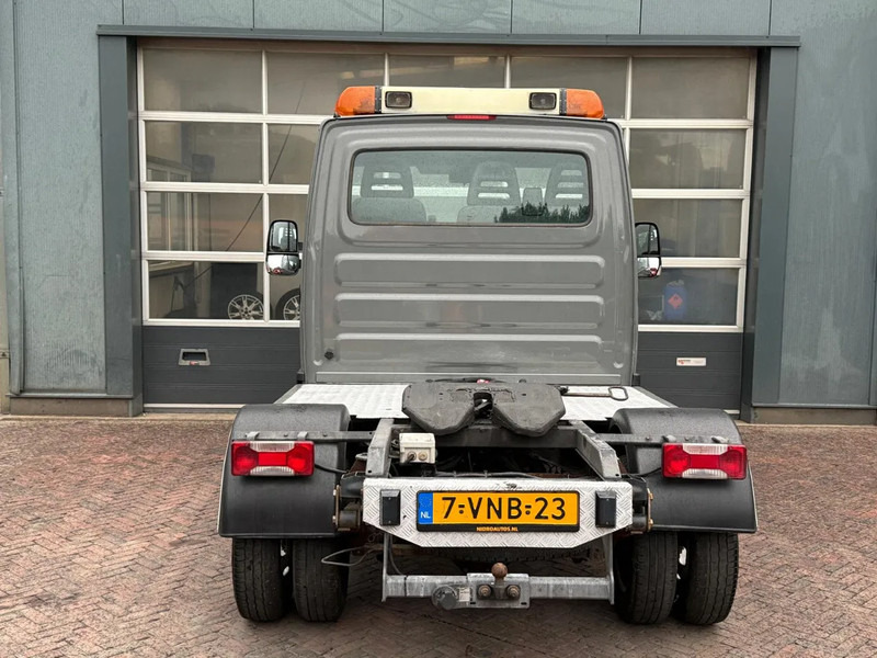 Iveco Daily 35C18 BE TREKKER 3 ZITS EURO 5 12 TON - Vilcējs: foto 5 Iveco Daily 35C18 BE TREKKER 3 ZITS EURO 5 12 TON - Vilcējs: foto 5