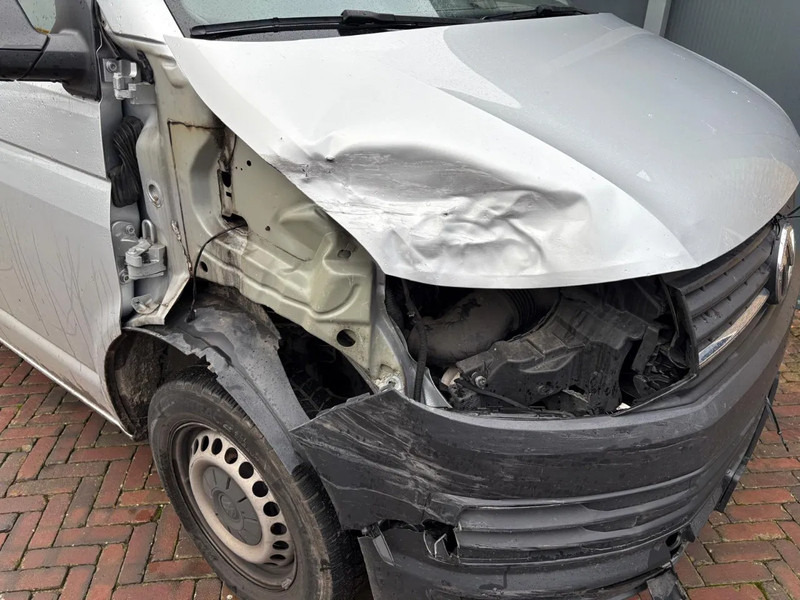 Mazs furgons Volkswagen Transporter Lichte Schade 2.0 tdi L2 Carplay PDC boekjes Carpas: foto 10 Mazs furgons Volkswagen Transporter Lichte Schade 2.0 tdi L2 Carplay PDC boekjes Carpas: foto 10
