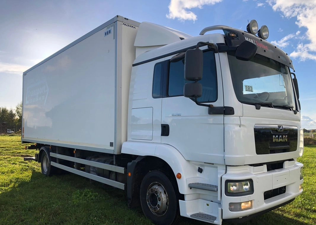 MAN 15.290 Winda Bok otwierany 18 Palet - Izometriskais kravas automašīna: foto 5 MAN 15.290 Winda Bok otwierany 18 Palet - Izometriskais kravas automašīna: foto 5