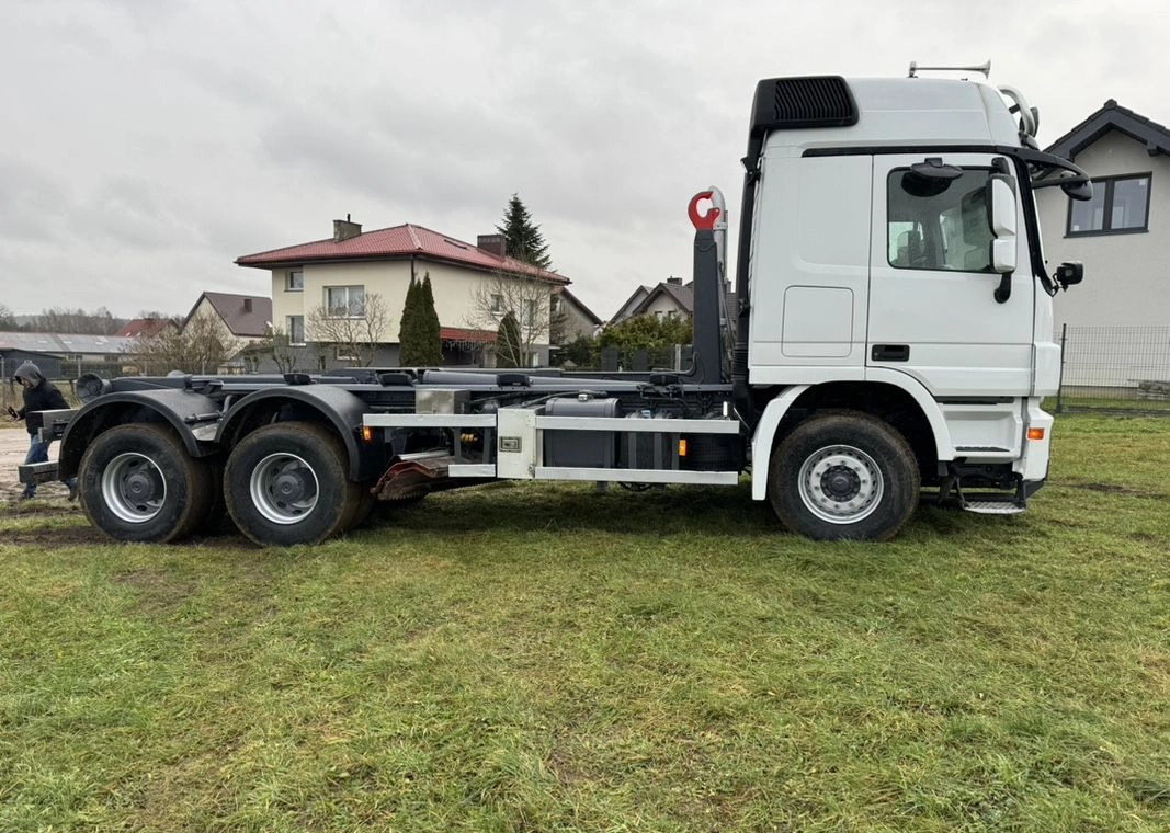 MERCEDES-BENZ ACTROS 2648 SPECJALNY PłUG 6X4!!! - Pacēlājs ar āķi: foto 4 MERCEDES-BENZ ACTROS 2648 SPECJALNY PłUG 6X4!!! - Pacēlājs ar āķi: foto 4
