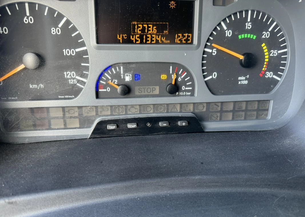 MERCEDES-BENZ ATEGO 1324 Sprowadzony - Izometriskais kravas automašīna: foto 5 MERCEDES-BENZ ATEGO 1324 Sprowadzony - Izometriskais kravas automašīna: foto 5
