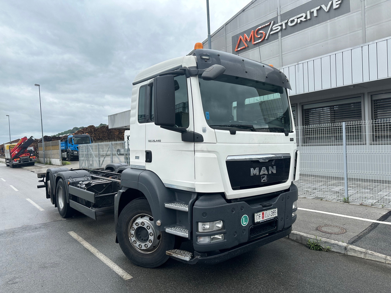 MAN TGS 26.440 6X2-4LL intarder - Šasija kravas automašīna: foto 1 MAN TGS 26.440 6X2-4LL intarder - Šasija kravas automašīna: foto 1