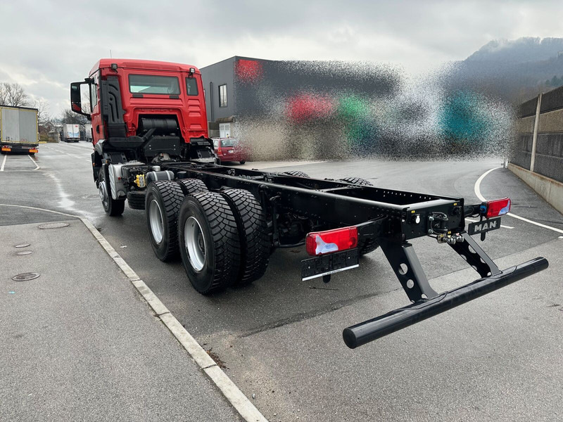 MAN TGS 33.400 6X4 BB CH - Šasija kravas automašīna: foto 4 MAN TGS 33.400 6X4 BB CH - Šasija kravas automašīna: foto 4