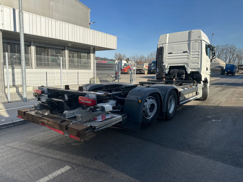 MAN TGX 26.520 LL klima Led - Šasija kravas automašīna: foto 4 MAN TGX 26.520 LL klima Led - Šasija kravas automašīna: foto 4