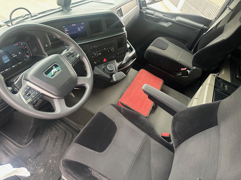 Vilcējs MAN TGS 18.480 4X4Hydrodrive + Kipp-hydraulik: foto 6