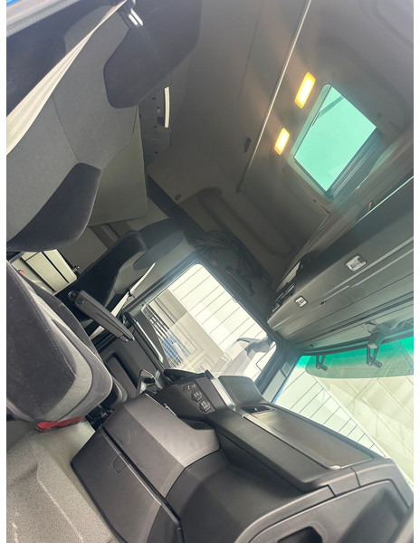 Vilcējs MAN TGS 18.480 4X4Hydrodrive + Kipp-hydraulik: foto 10