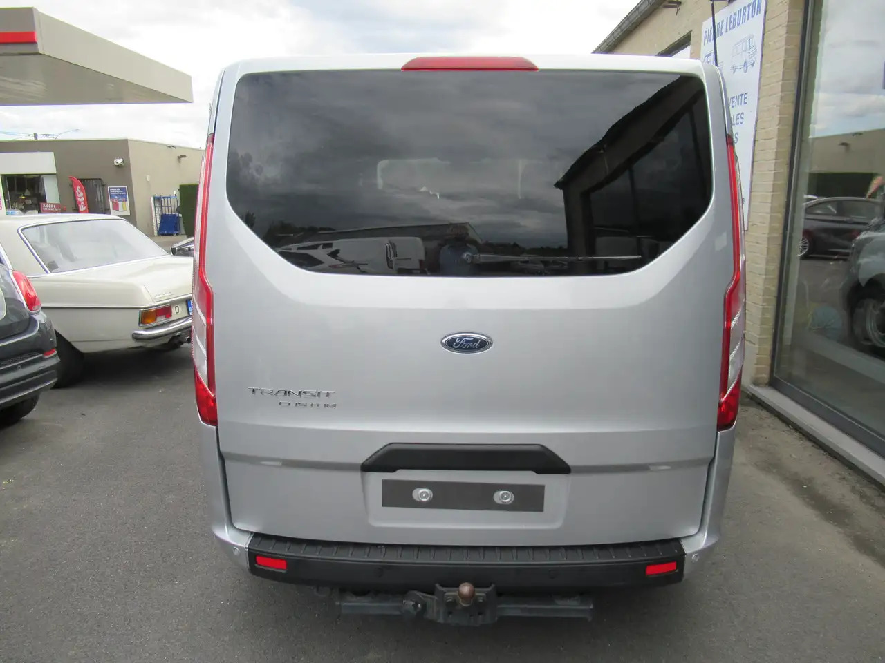 Ford Transit Custom 2.0 TDCi L2H1 Ambiente 23900€+TVA/BTW - Pasažieru furgons: foto 4 Ford Transit Custom 2.0 TDCi L2H1 Ambiente 23900€+TVA/BTW - Pasažieru furgons: foto 4