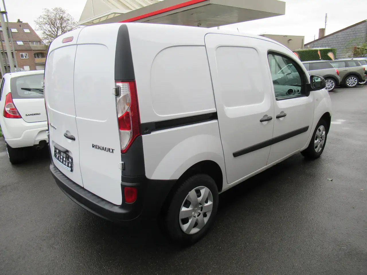 Renault Kangoo 15 DCI GRAND CONFORT CLIM 8250€+TVA/BTW - Mazs furgons: foto 2 Renault Kangoo 15 DCI GRAND CONFORT CLIM 8250€+TVA/BTW - Mazs furgons: foto 2