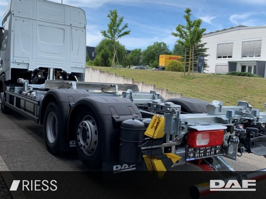 DAF XG 480 FAN 6X2 Multiwechsler 1120-1320 mm 2xAHK - Konteineru vedējs/ Kravas automašīna ar noņemamā virsbūve: foto 3 DAF XG 480 FAN 6X2 Multiwechsler 1120-1320 mm 2xAHK - Konteineru vedējs/ Kravas automašīna ar noņemamā virsbūve: foto 3