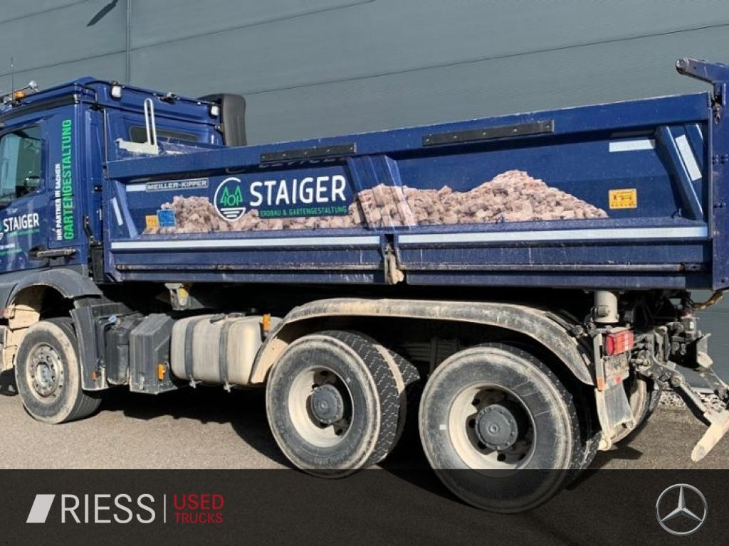 Mercedes-Benz Arocs AHK AUT Kam. KlimaA LM Massage Navi - Kravas automašīna pašizgāzējs: foto 2 Mercedes-Benz Arocs AHK AUT Kam. KlimaA LM Massage Navi - Kravas automašīna pašizgāzējs: foto 2