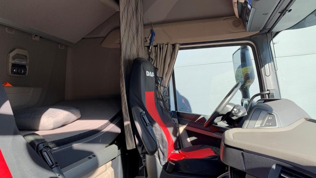 DAF XG 480 FT AUT LM SpurH SpurW - Vilcējs: foto 1 DAF XG 480 FT AUT LM SpurH SpurW - Vilcējs: foto 1