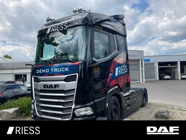 DAF XG 530 FT Vollluft Leder Kamera SpurH - Vilcējs: foto 1 DAF XG 530 FT Vollluft Leder Kamera SpurH - Vilcējs: foto 1