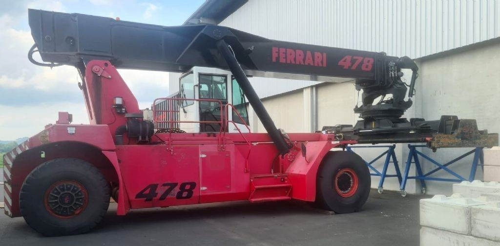 CVS Ferrari F478 - Sānu konteineru krāvējs: foto 1 CVS Ferrari F478 - Sānu konteineru krāvējs: foto 1