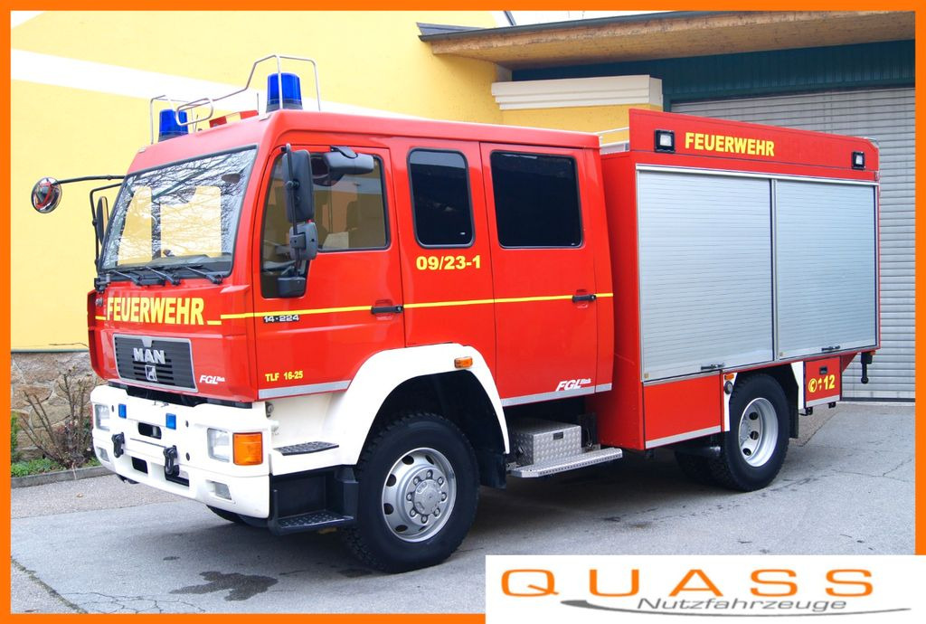 MAN 14.224 L80 4x4 /METZ TLF 16/25 Feuerwehr Expedition  - Ugunsdzēsēju mašīna: foto 1 MAN 14.224 L80 4x4 /METZ TLF 16/25 Feuerwehr Expedition  - Ugunsdzēsēju mašīna: foto 1