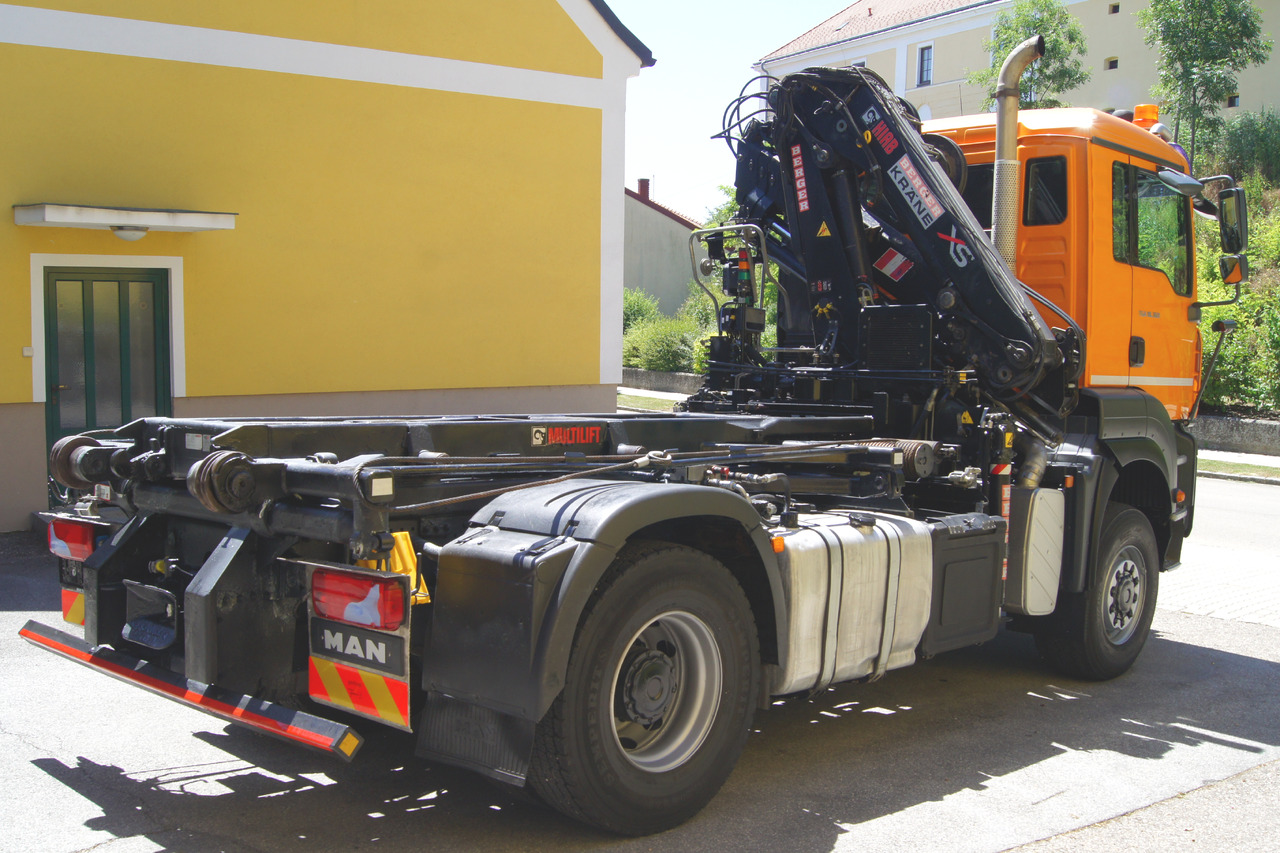 MAN TGA 18.360 BL 4x4/Euro 4/TÜV/HIAB 111/MULTILIFT/Winterdienst - Pacēlājs ar āķi, Kravas auto ar manipulatoru: foto 5 MAN TGA 18.360 BL 4x4/Euro 4/TÜV/HIAB 111/MULTILIFT/Winterdienst - Pacēlājs ar āķi, Kravas auto ar manipulatoru: foto 5