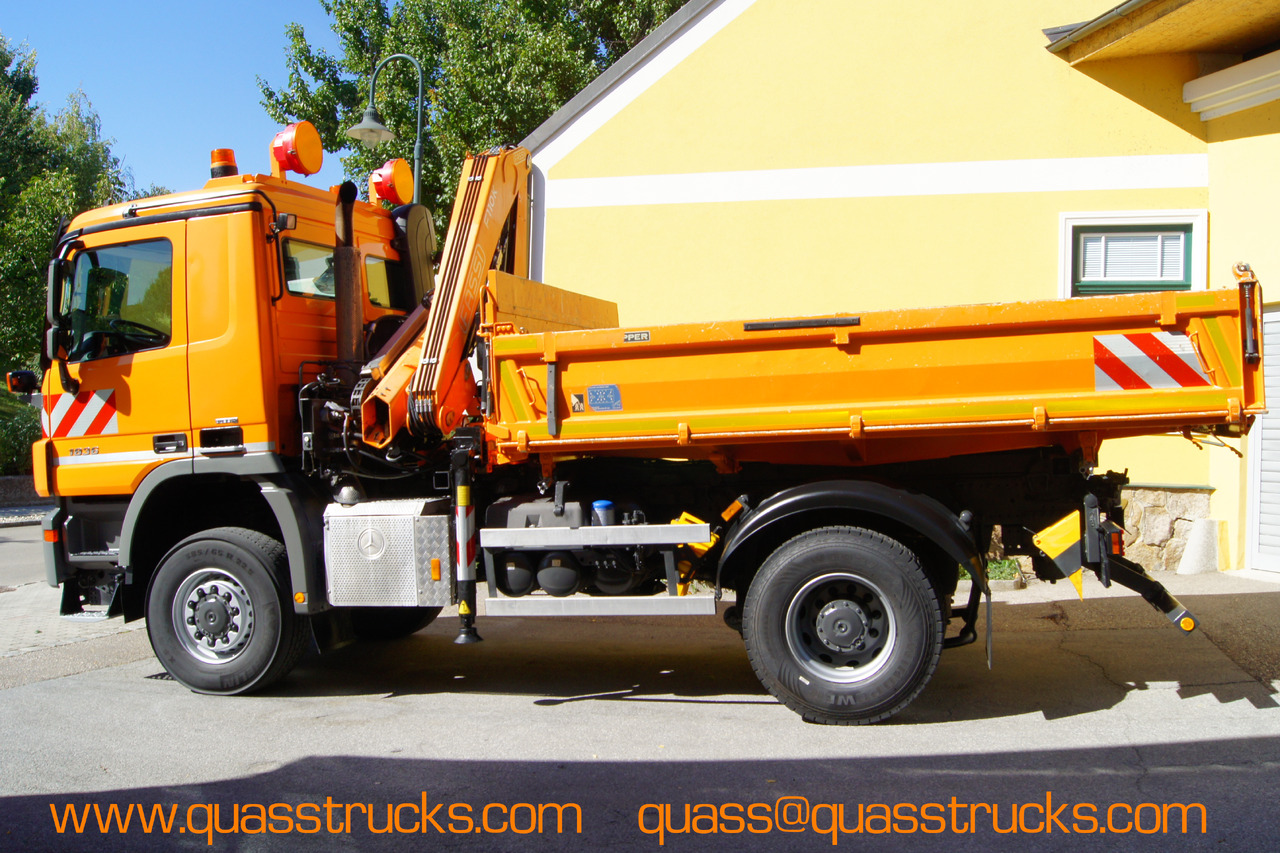 MERCEDES-BENZ ACTROS 1836 /4x4/TÜV/FASSI 110/MEILLER/Wechselsystem/Winterdienst - Kravas auto ar manipulatoru: foto 2 MERCEDES-BENZ ACTROS 1836 /4x4/TÜV/FASSI 110/MEILLER/Wechselsystem/Winterdienst - Kravas auto ar manipulatoru: foto 2