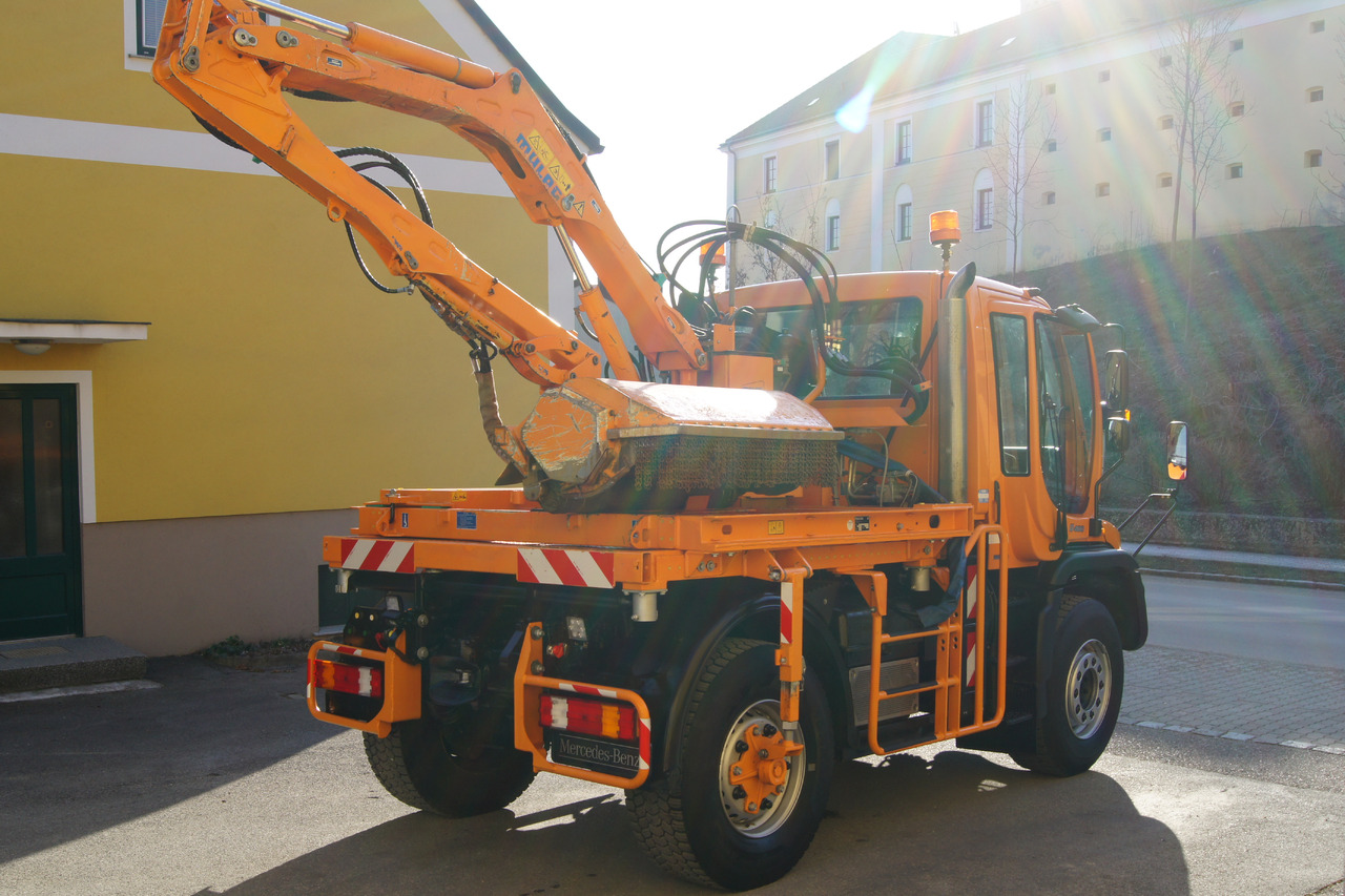 MERCEDES-BENZ Unimog U 400/Hydrostat/Mähtür +MULAG MHU 800 - Kravas automašīna pašizgāzējs: foto 5 MERCEDES-BENZ Unimog U 400/Hydrostat/Mähtür +MULAG MHU 800 - Kravas automašīna pašizgāzējs: foto 5