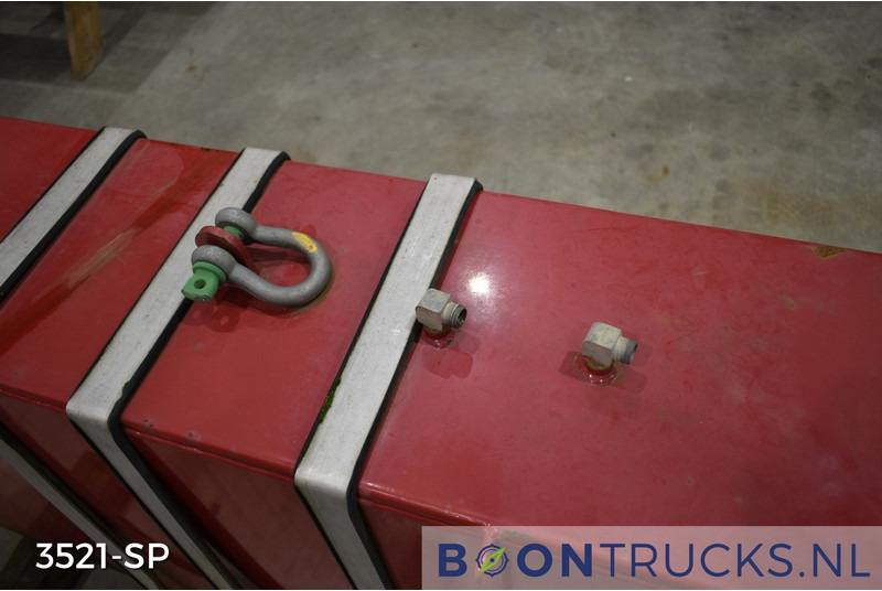 Onbekend HYDRAULIEKTANK | L 30 x W 183 x H 77 cm * ca 400 L - Hidrauliskā tvertne: foto 5 Onbekend HYDRAULIEKTANK | L 30 x W 183 x H 77 cm * ca 400 L - Hidrauliskā tvertne: foto 5