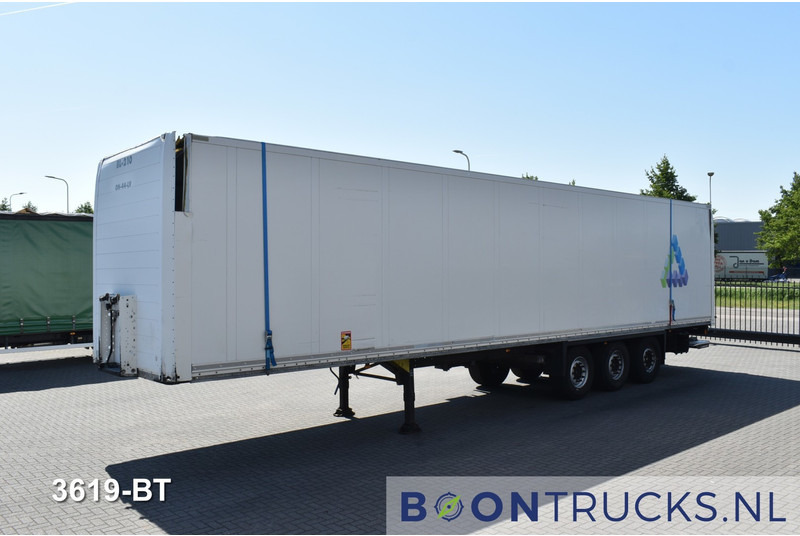 Schmitz Cargobull SCB*S3B | DAMAGED / SCHADE * TAIL LIFT (WORKING) * DISC BRAKES - Puspiekabe slēgtā virsbūve: foto 5 Schmitz Cargobull SCB*S3B | DAMAGED / SCHADE * TAIL LIFT (WORKING) * DISC BRAKES - Puspiekabe slēgtā virsbūve: foto 5