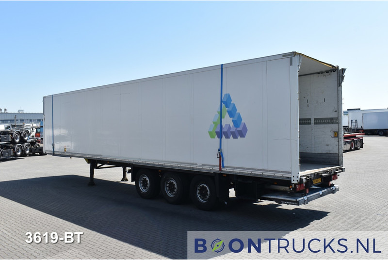 Schmitz Cargobull SCB*S3B | DAMAGED / SCHADE * TAIL LIFT (WORKING) * DISC BRAKES - Puspiekabe slēgtā virsbūve: foto 3 Schmitz Cargobull SCB*S3B | DAMAGED / SCHADE * TAIL LIFT (WORKING) * DISC BRAKES - Puspiekabe slēgtā virsbūve: foto 3