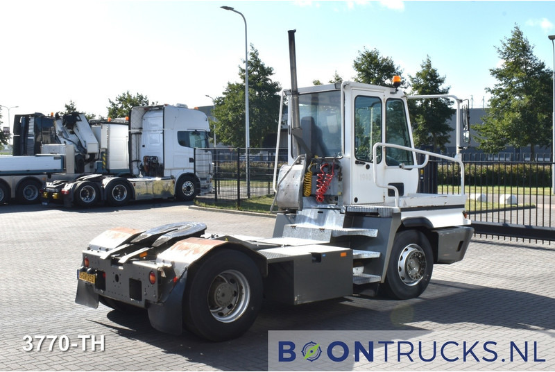Terberg YT222 4x2 | TERMINAL TRUCK * NL KENTEKEN - Termināļa traktors: foto 5 Terberg YT222 4x2 | TERMINAL TRUCK * NL KENTEKEN - Termināļa traktors: foto 5