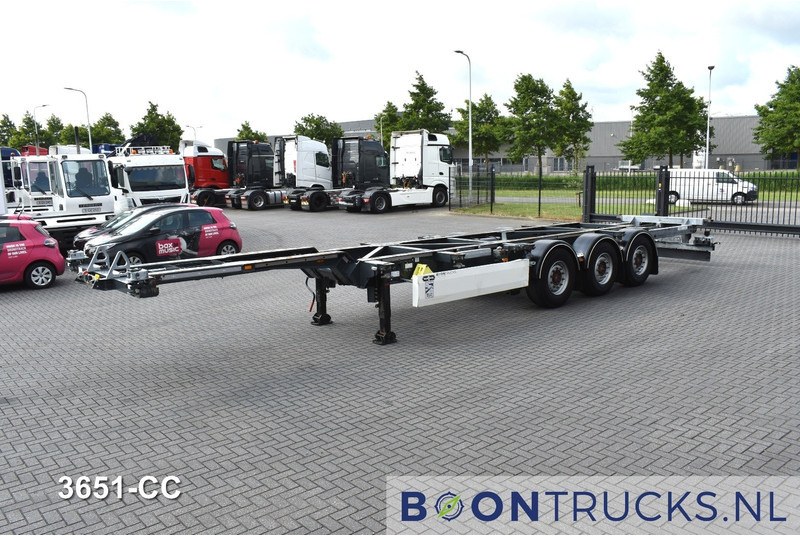 Van Hool A3C002 2x20-30-40-45ft HC * LIFT AXLE * SAF / DISC * EXTENDABLE REAR - Puspiekabe noņemamā virsbūve/ Konteineru vedējs: foto 5 Van Hool A3C002 2x20-30-40-45ft HC * LIFT AXLE * SAF / DISC * EXTENDABLE REAR - Puspiekabe noņemamā virsbūve/ Konteineru vedējs: foto 5