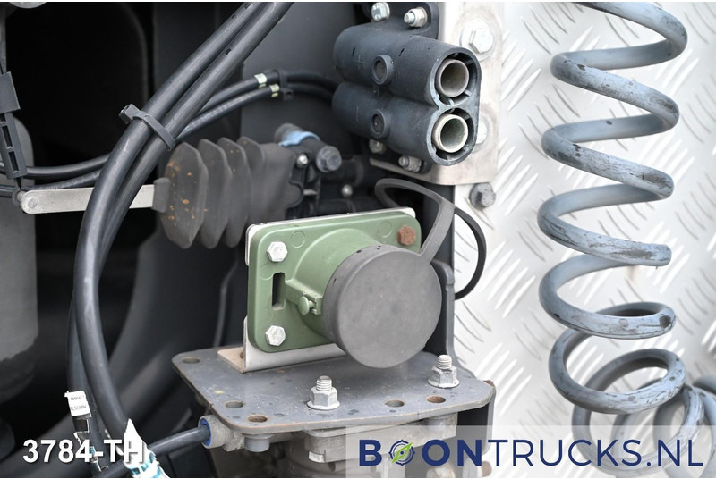 Vilcējs Volvo FH 540 6X2 FULL  AIR  | EURO 6 * NEW APK * BOOGIE * HYDRAULICS *: foto 16