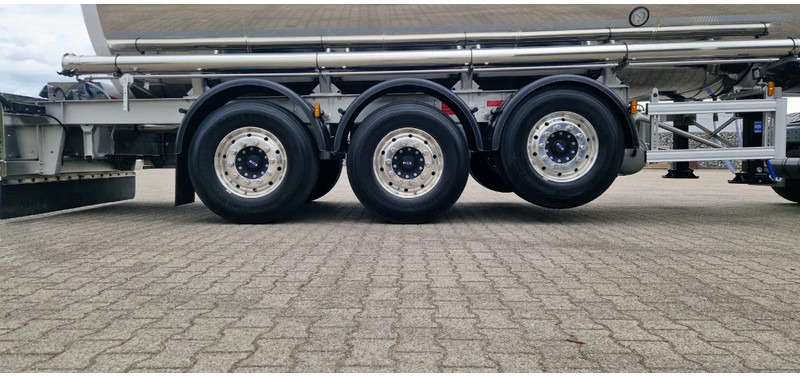 Magyar 32000 liter levensmiddelen tankoplegger NEW/NIEUW/NEU - Puspiekabe cisterna: foto 5 Magyar 32000 liter levensmiddelen tankoplegger NEW/NIEUW/NEU - Puspiekabe cisterna: foto 5