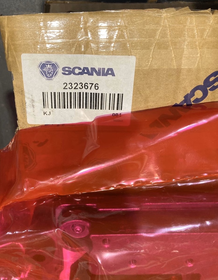 SCANIA NEW ECUs for all models 2323676 - Elektroniskais vadības bloks (ECU) - Kravas automašīna: foto 2 SCANIA NEW ECUs for all models 2323676 - Elektroniskais vadības bloks (ECU) - Kravas automašīna: foto 2