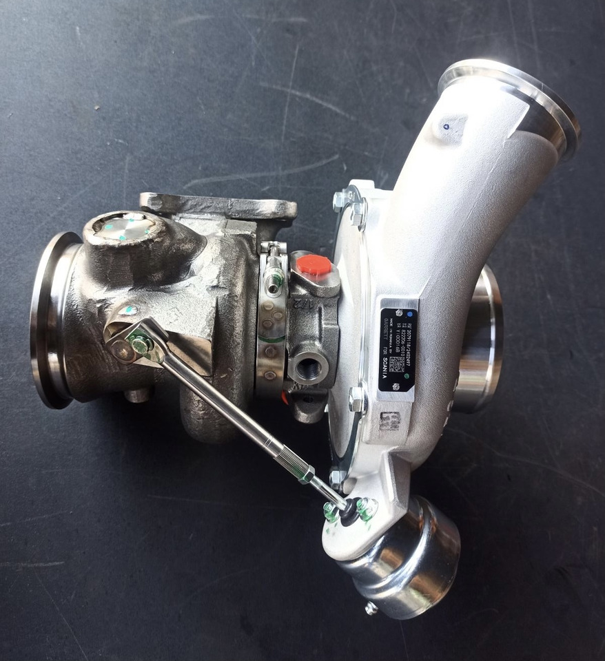 SCANIA TURBOCHARGER OC09 - 2402497 - Turbīna - Kravas automašīna: foto 1 SCANIA TURBOCHARGER OC09 - 2402497 - Turbīna - Kravas automašīna: foto 1