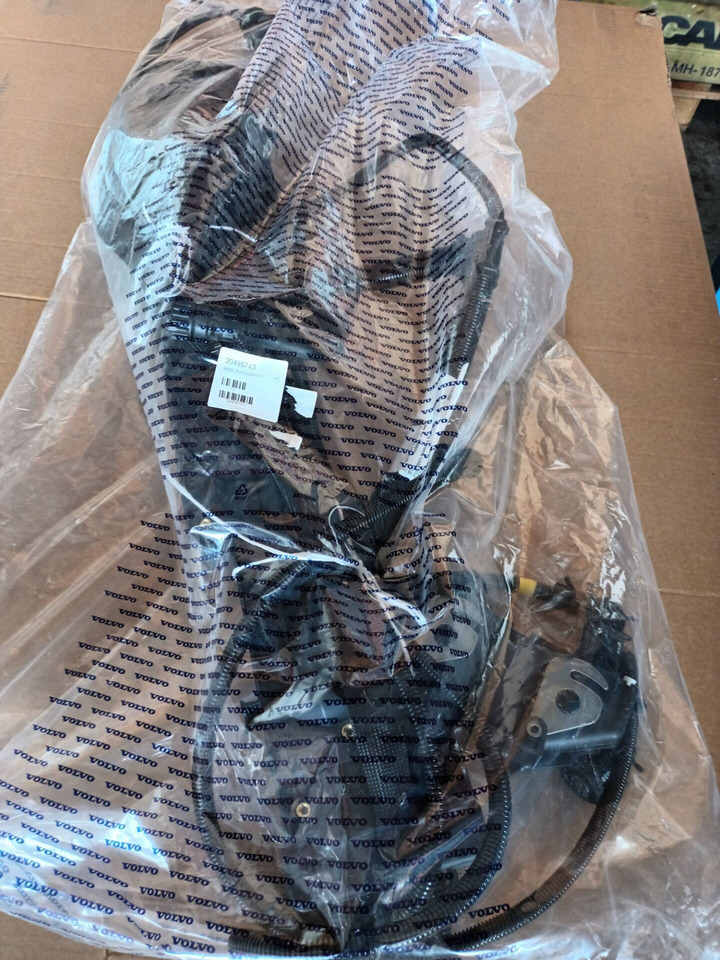 VOLVO CABLE HARNESS - 20495743 - Kabeļis/ Vadis - Kravas automašīna: foto 1 VOLVO CABLE HARNESS - 20495743 - Kabeļis/ Vadis - Kravas automašīna: foto 1