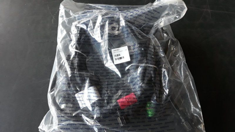 VOLVO ENGINE CABLE HARNESS - 3985467 - Kabeļis/ Vadis - Kravas automašīna: foto 1 VOLVO ENGINE CABLE HARNESS - 3985467 - Kabeļis/ Vadis - Kravas automašīna: foto 1